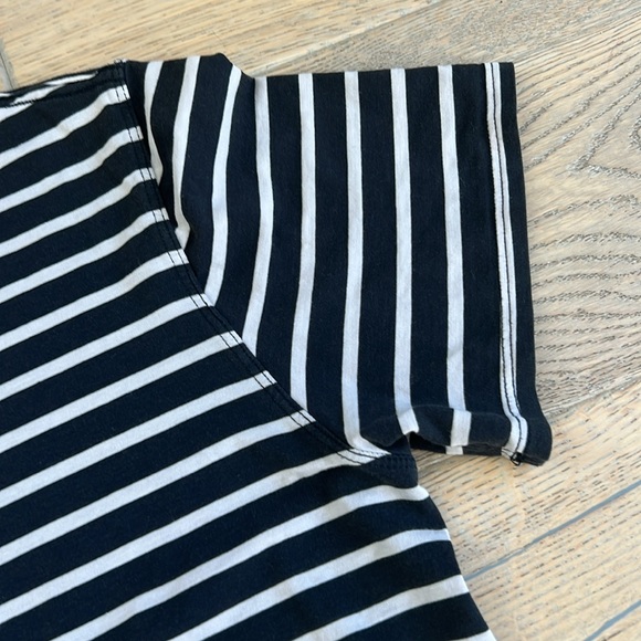 Lululemon All Yours Tee Size 6 Black Stripe - Picture 7 of 10